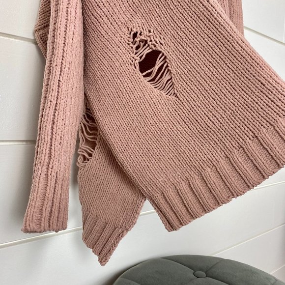 Super soft, distressed Hoodie, M. - Picture 4 of 5